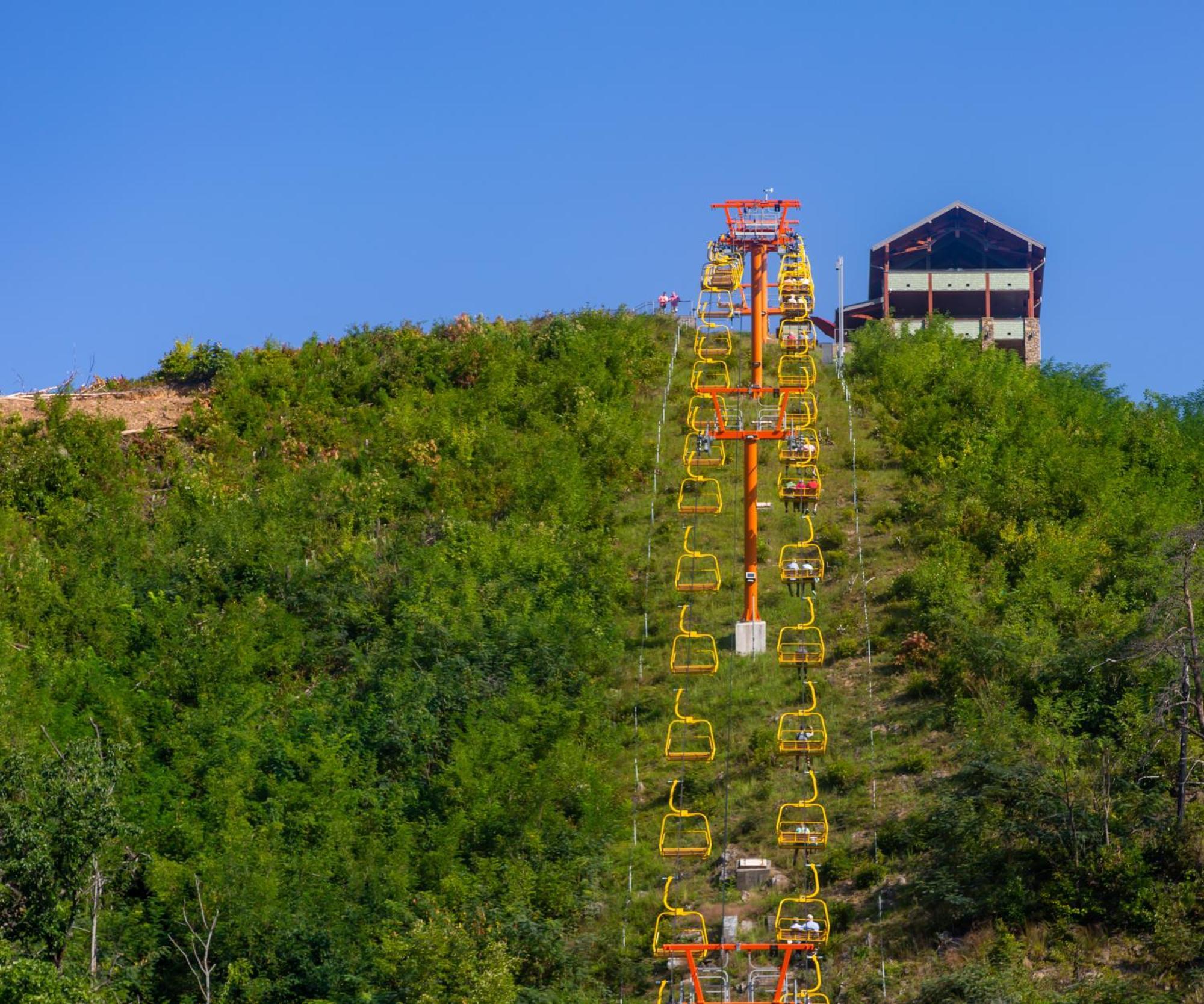 Mountain Eden, Hot Tub, Resort Pool, Wifi, 1089 Free Tickets Each Paid Day, Dollywood And More Gatlinburg Exteriör bild